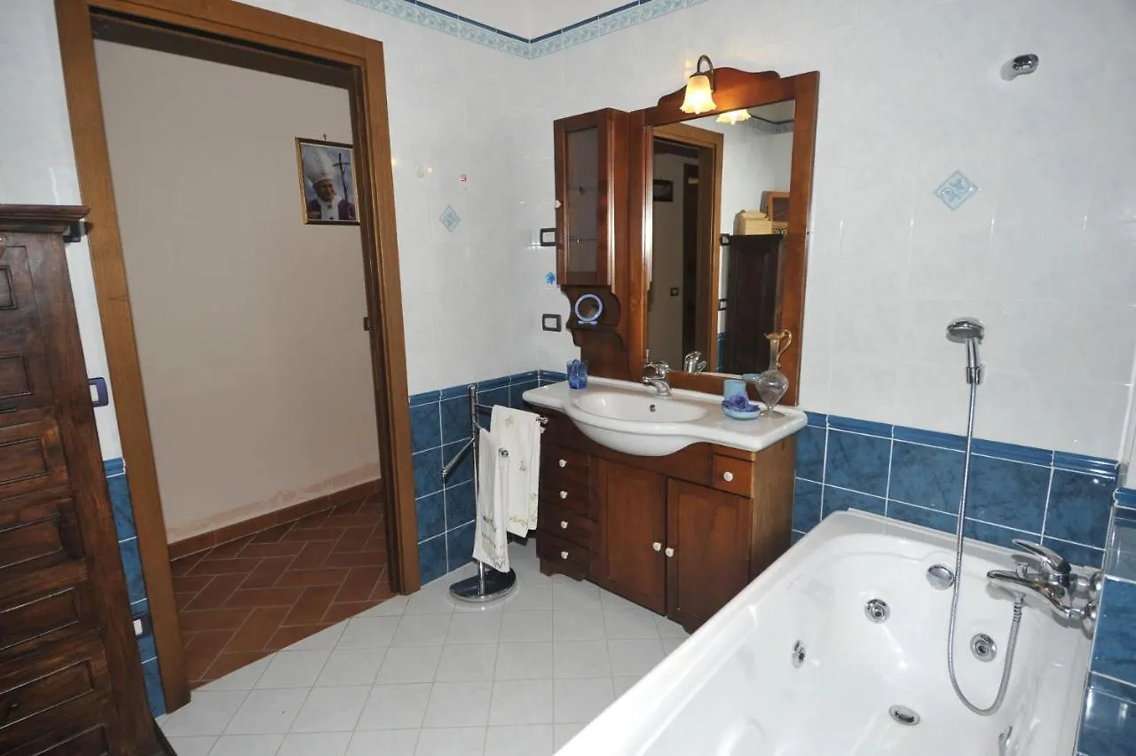 Villa Alice Chiusi 0*,